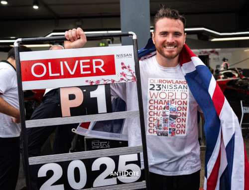 ABB FIA Formula E Oliver Rowland – DINOBATKAN SEBAGAI JUARA DUNIA FORMULA E 2025