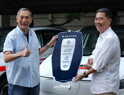 Electric Vehicle Aletra Resmi Serahkan Unit Perdana L8 EV Kepada Jusuf Hamka – SIMBOL PERUBAHAN
