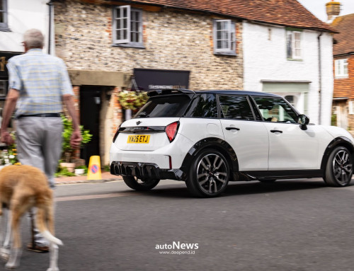 Profil Mobil MINI Cooper S 5-Door John Cooper Works – IKONIK DAN SPORTY