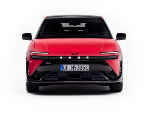 Mobil Listrik Hyundai IONIQ 3: Jarak Tempuh 496 Km, Fast Charging 29 Menit