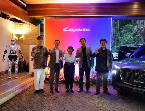 Kolaborasi Tak Mau Sekadar Jualan Mobil, LEPAS Kini Masuk ke Dunia Fashion