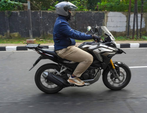 Safety Riding Keselamatan Berkendara Dimulai dari Posisi Tubuh Di Atas Motor