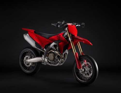 Supermoto Desmo450 SM Jadi Motor Supermoto Balap Murni Pertama Ducati