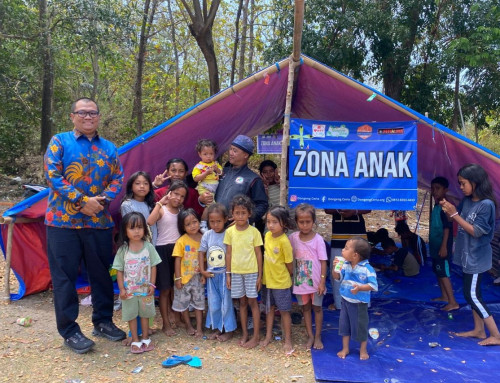 CSR Hino Perluas Bantuan Pascagempa NTT lewat Program Tenda Ramah Anak