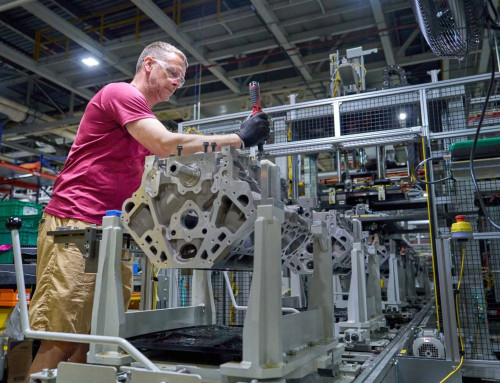 Powertrain Evolution Mesin V8 Belum Selesai Di Era EV: GM Bawa Kembali Small Block
