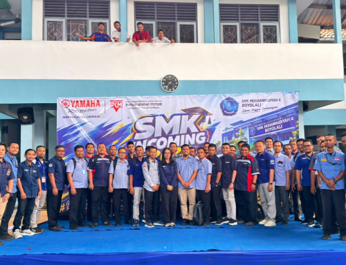 School Visit Yamaha Goes To SMK, Kenalkan Karier Teknisi Sampai Tim Balap